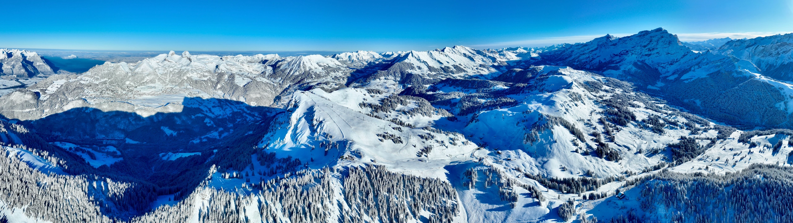Hero Desktop View of Villars Gryon Diablerets Ski Domain From Above