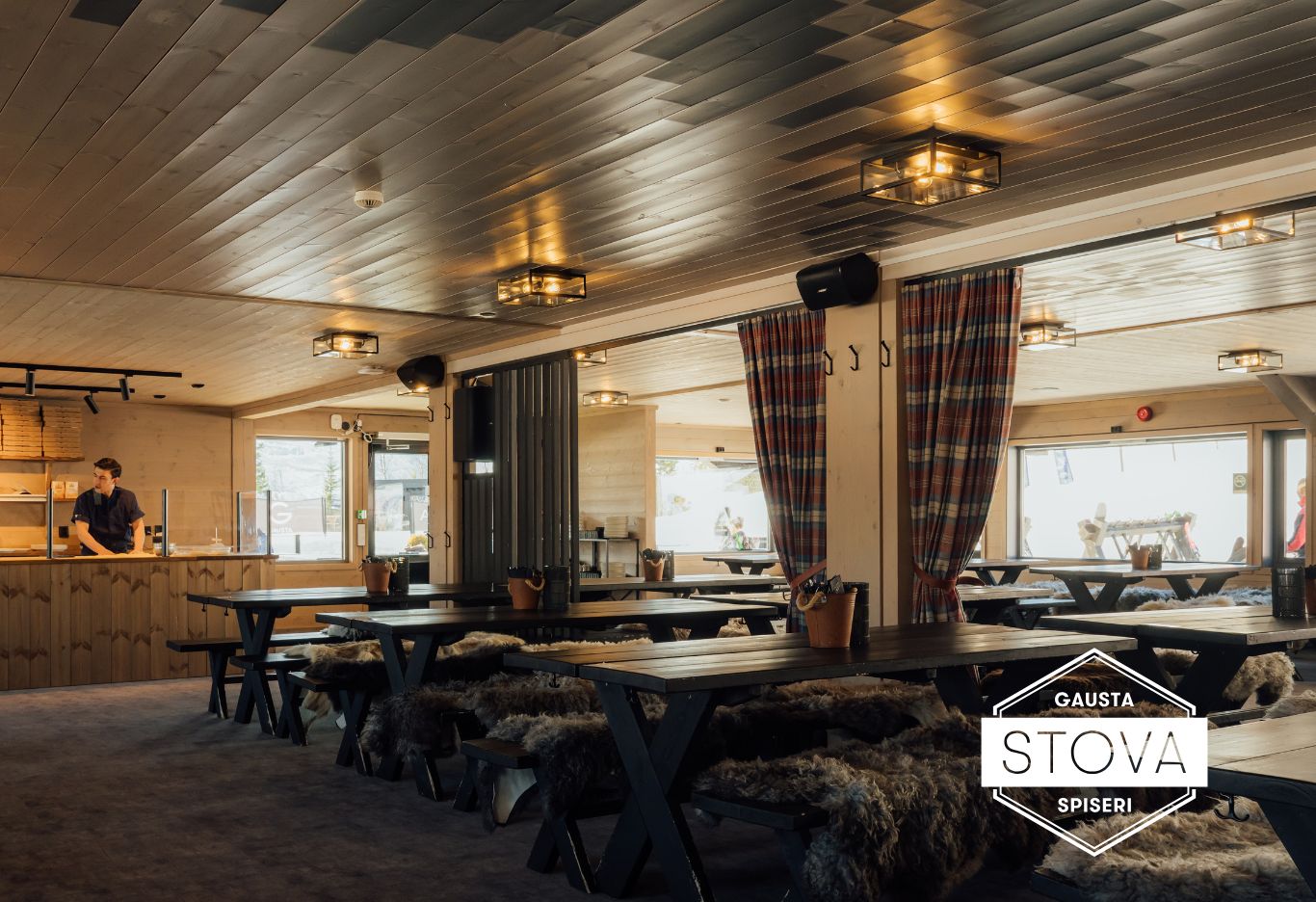 Stova Full Image With Logo 1366 X 936